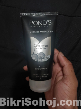 POND'S Bright Miracle Detox Facewash Charcoal - 150gm